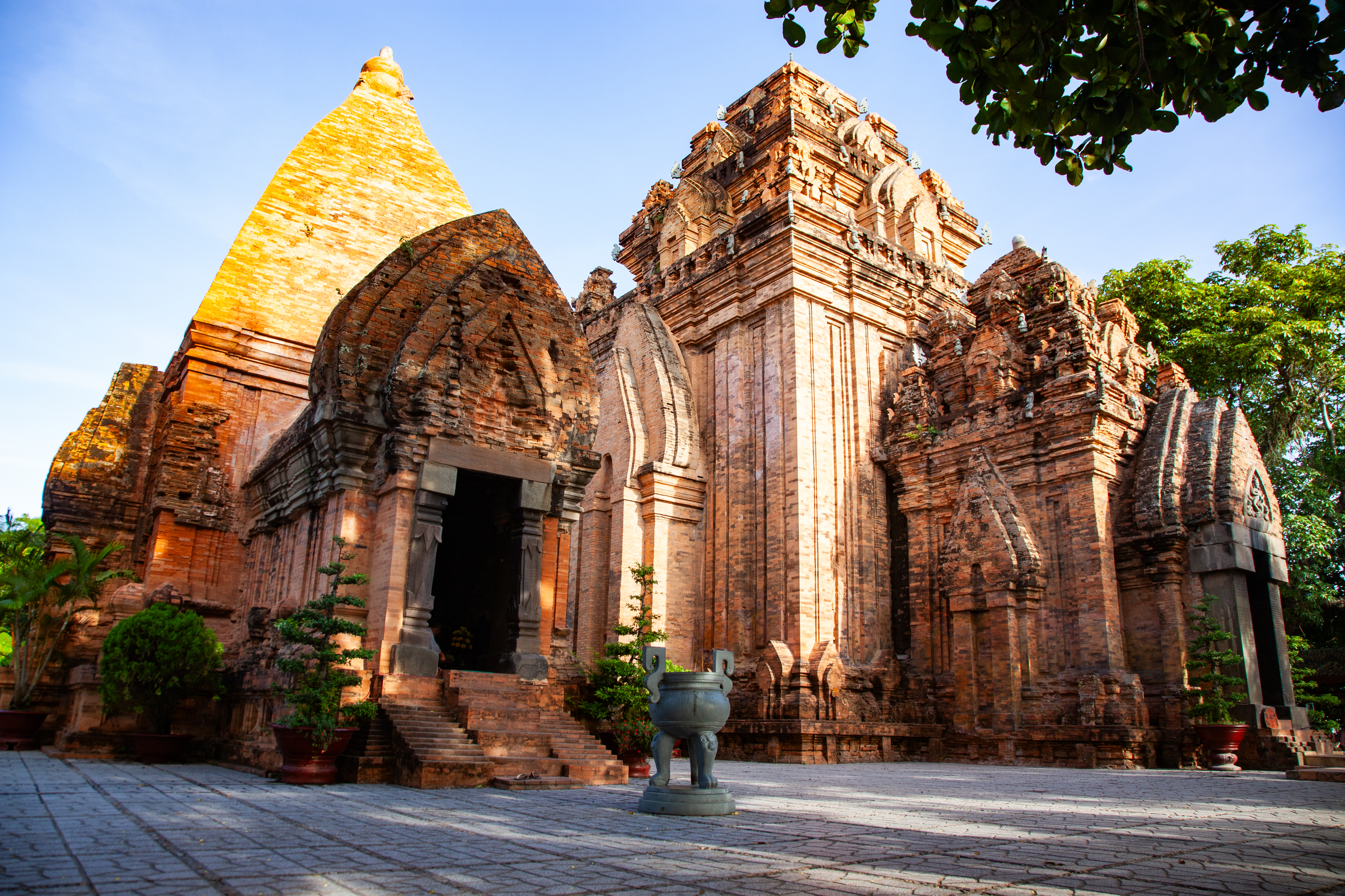 뽀나가르 참탑 유적지